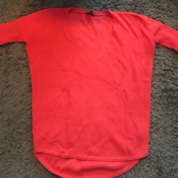 Cute fun oversized sweater! - Picture 2 of 4